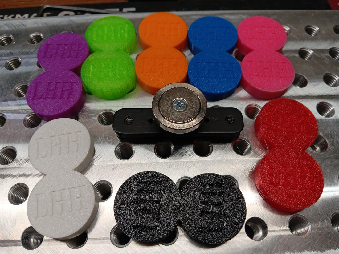 Single Magnet Black Anodized Aluminum Mount