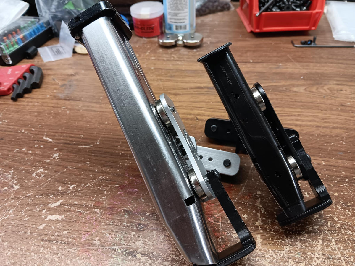 4mag Magazine Pouch from Lee Holster Hangers